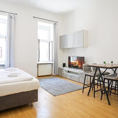 Garden-Eden Apartment Вена Экстерьер фото